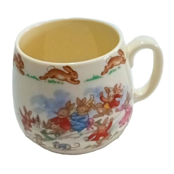 Vintage Royal Doulton Bunnykins Mug Cup 'Playing in Snow' English Bone C… - Picture 1 of 6